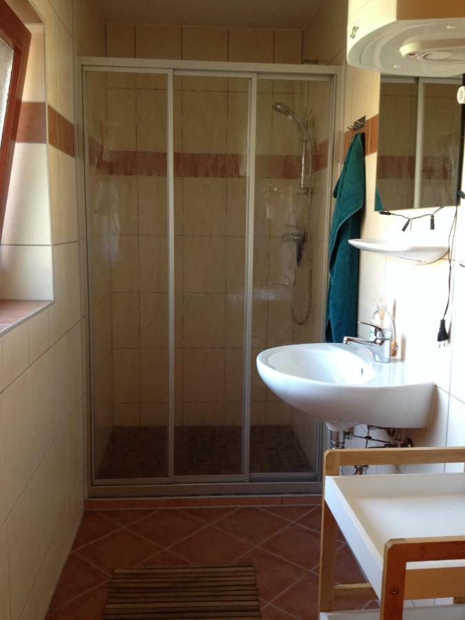 Hering Fewo I Apartment Terrace Вік-ауф-Рюґен Екстер'єр фото